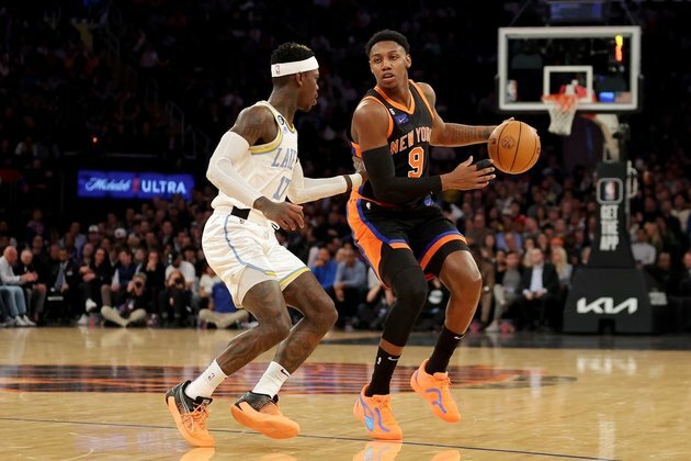 LeBron James' triple-double sends Lakers past Knicks in OT