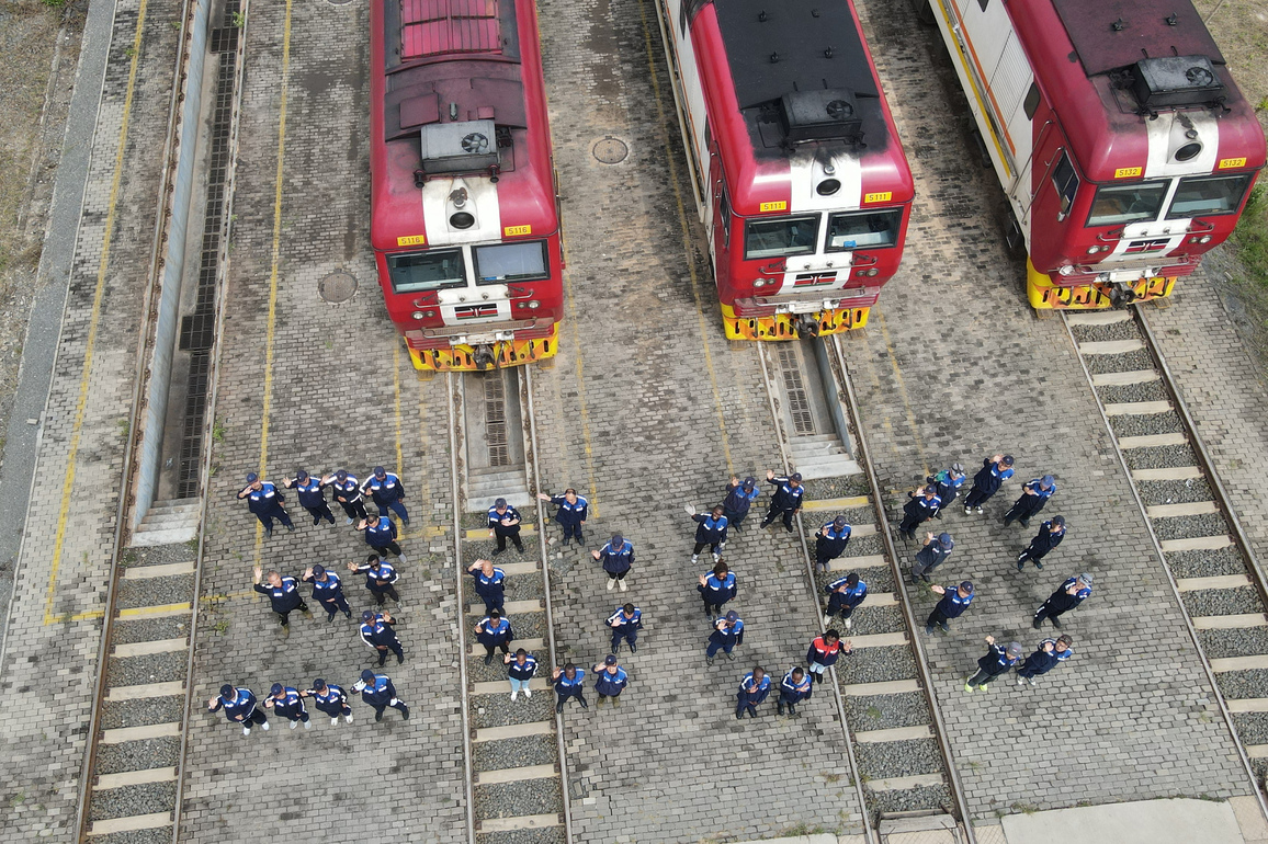 KENYA-NAIROBI-CHINA BUILT-RAILWAY-MAINTENANCE-SAFE OPERATION-3000 DAYS