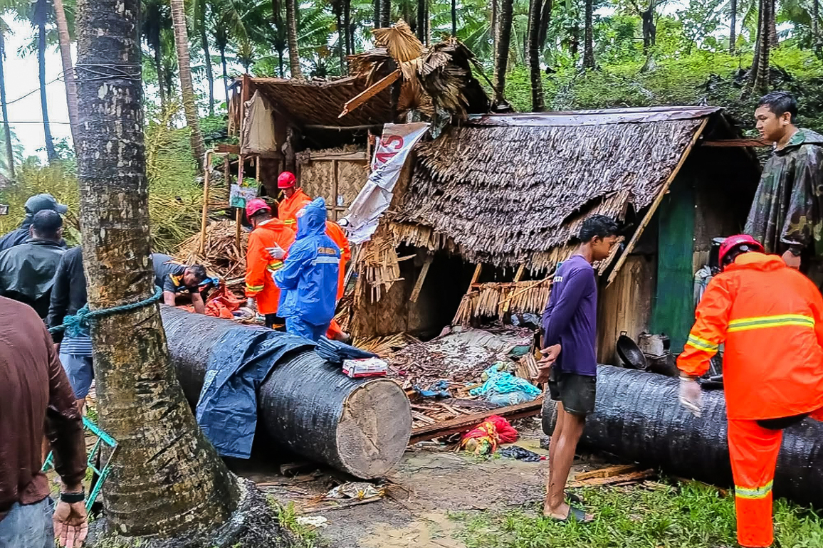 PHILIPPINES-QUEZON PROVINCE-TROPICAL STORM-FENGSHEN