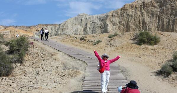 Xinjiang's fiery basin becomes oasis for cold-water fish