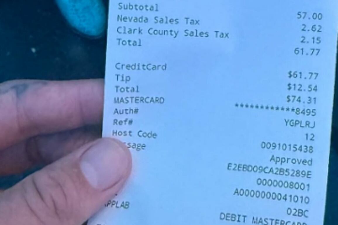 Brits left outraged after tourist shares receipt for two drinks in Las Vegas