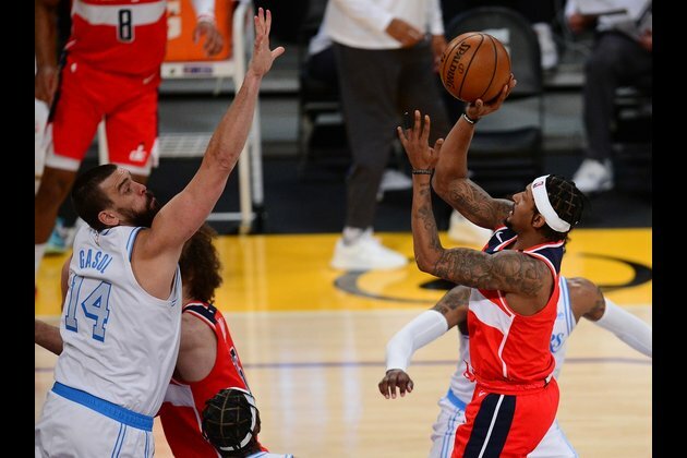 Streaking Wizards face Clippers, aiming for L.A. sweep