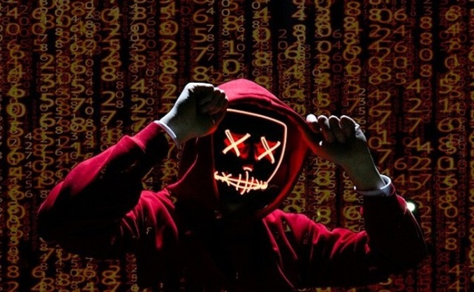 The hackers told Ukrainians to "be afraid and expect the worst"