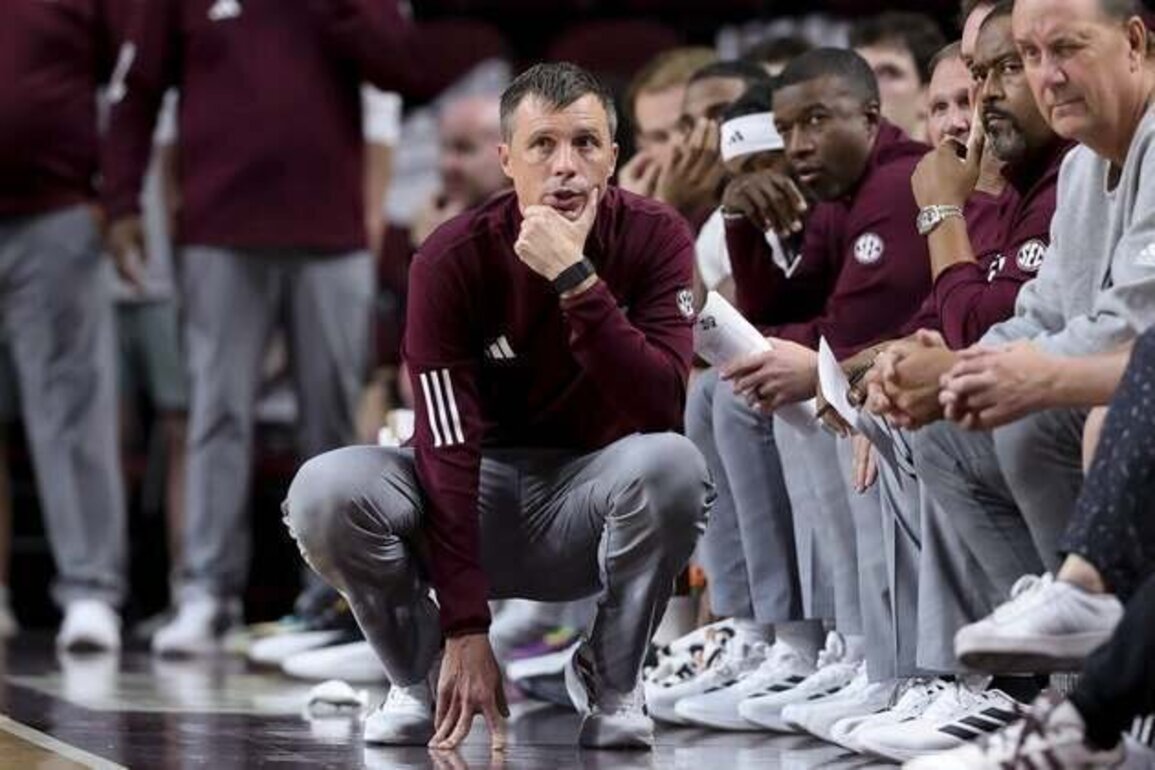 High-scoring Texas A&M races to win over Prairie View A&M