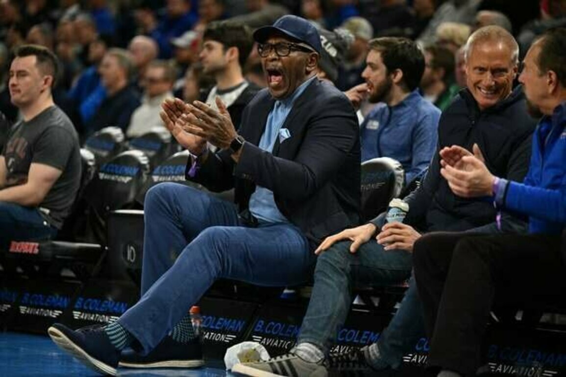 Mavericks to retire Mark Aguirre's jersey on Jan. 29