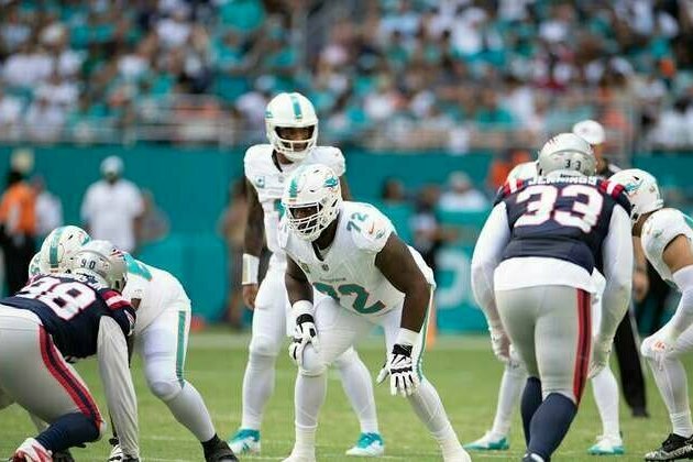 Dolphins Place Armstead on the Reserve/Retired List