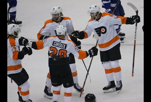 Flyers handle Lightning to claim East's top seed