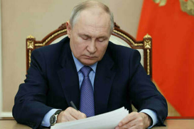 Putin sends letter to new Syrian leadership