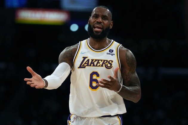 Lakers look to avenge loss in rematch with Kings