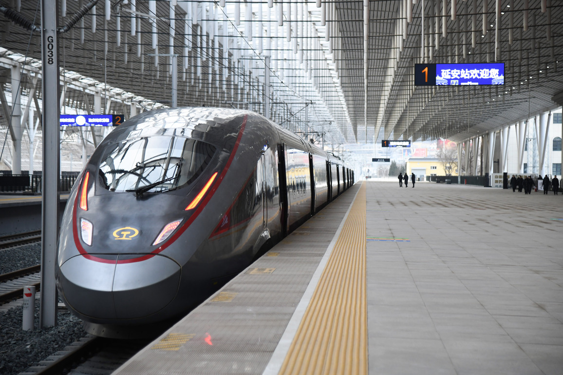 Photo Flash | China's high-speed rail mileage tops 50,000 km