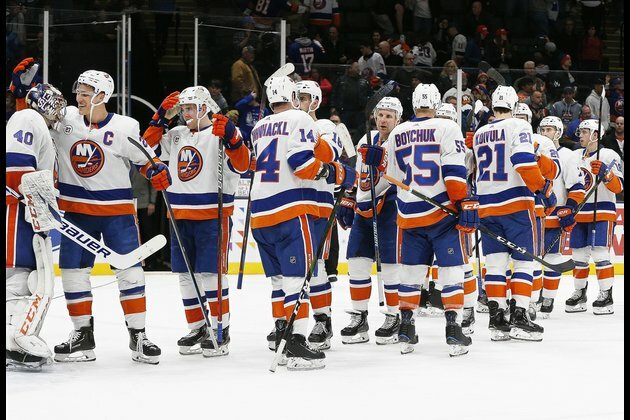 In thick of race, Isles host Sharks next