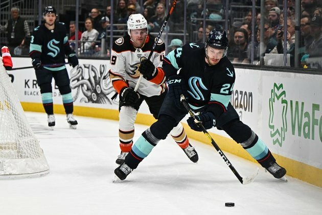 Kraken hand Ducks 6th straight setback
