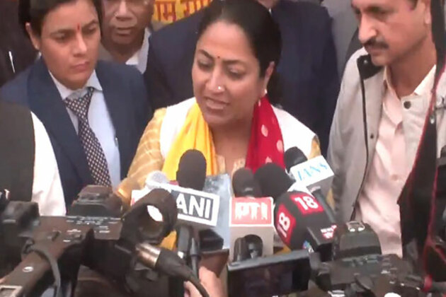 "They should look after their party; there are many people who want to leave," Delhi CM Rekha Gupta slams opposition