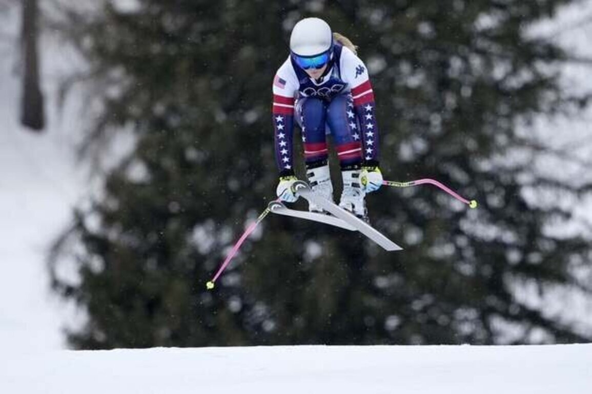 Lindsey Vonn says surgery saved her from amputation