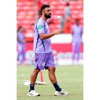 KKR head coach admits team missed Varun against RCB; reveals spinner has a fracture