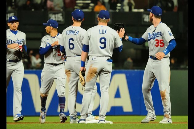 Dodgers, Giants continue series with new additions