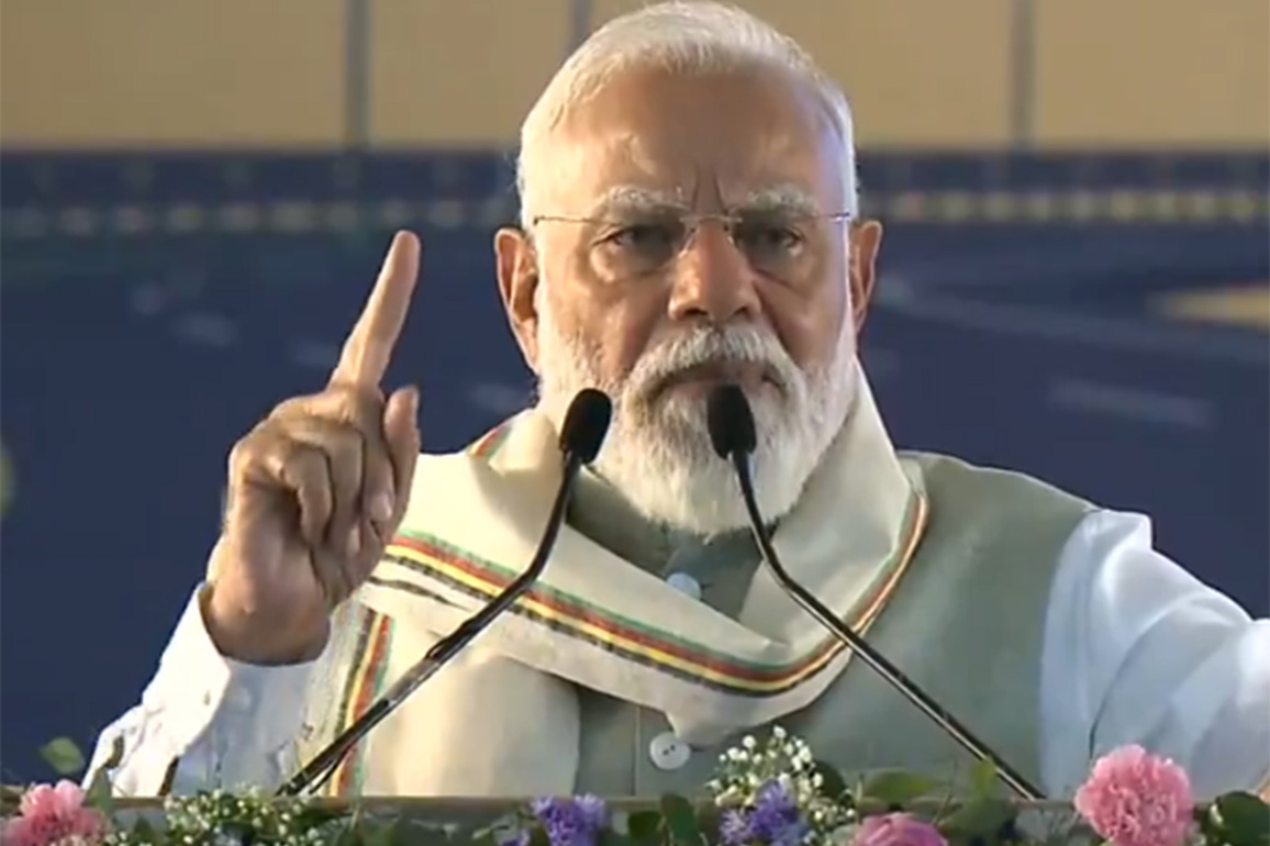 "Congress acting as puppet of forces against India's growth": PM Modi