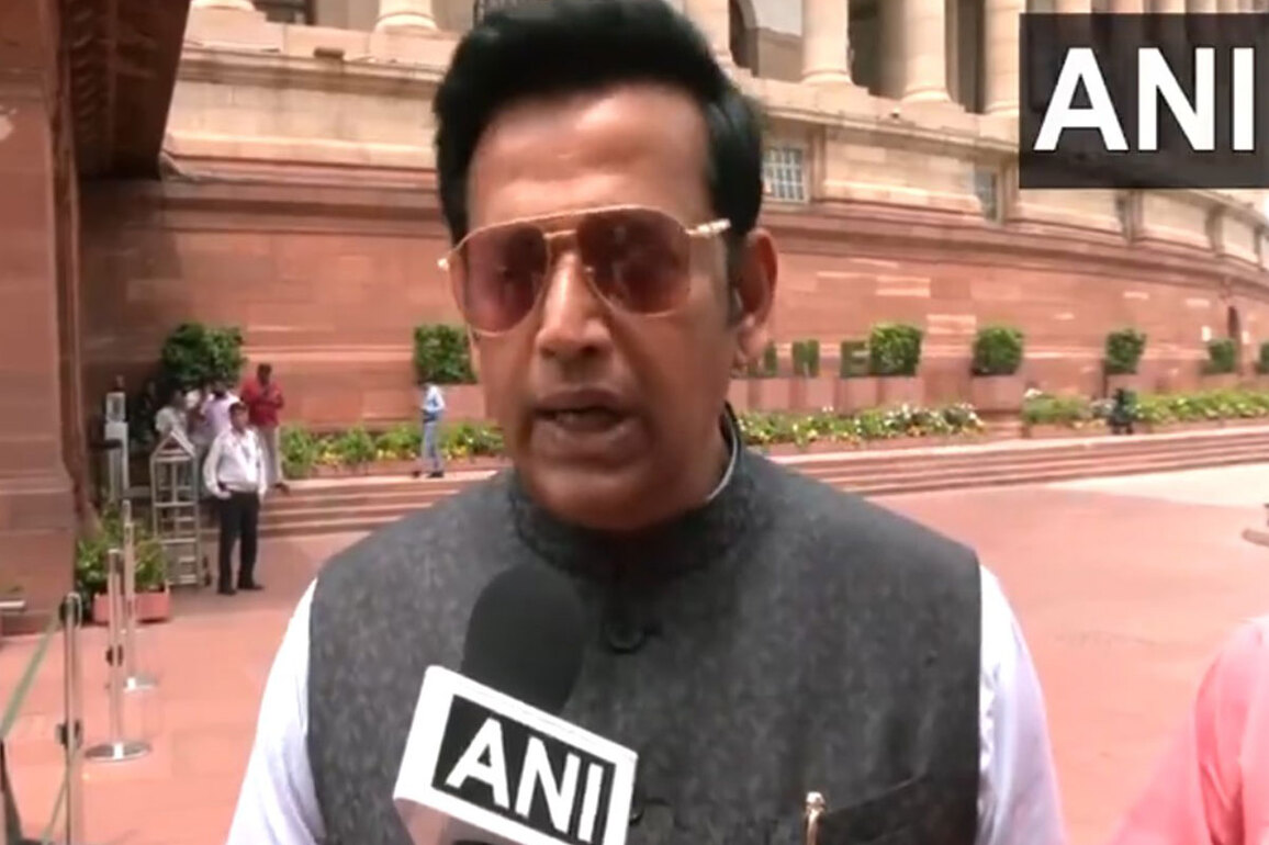 BJP leaders slam Rahul Gandhi on 'fake votes' allegations against ECI