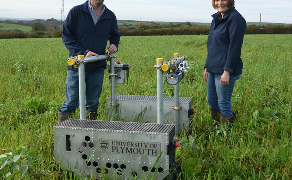 Robots measure nature-friendly practices on Cornish farm 