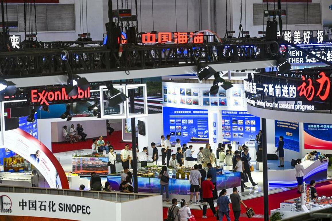 EconomyInFocus | China's supply chain expo opens to public