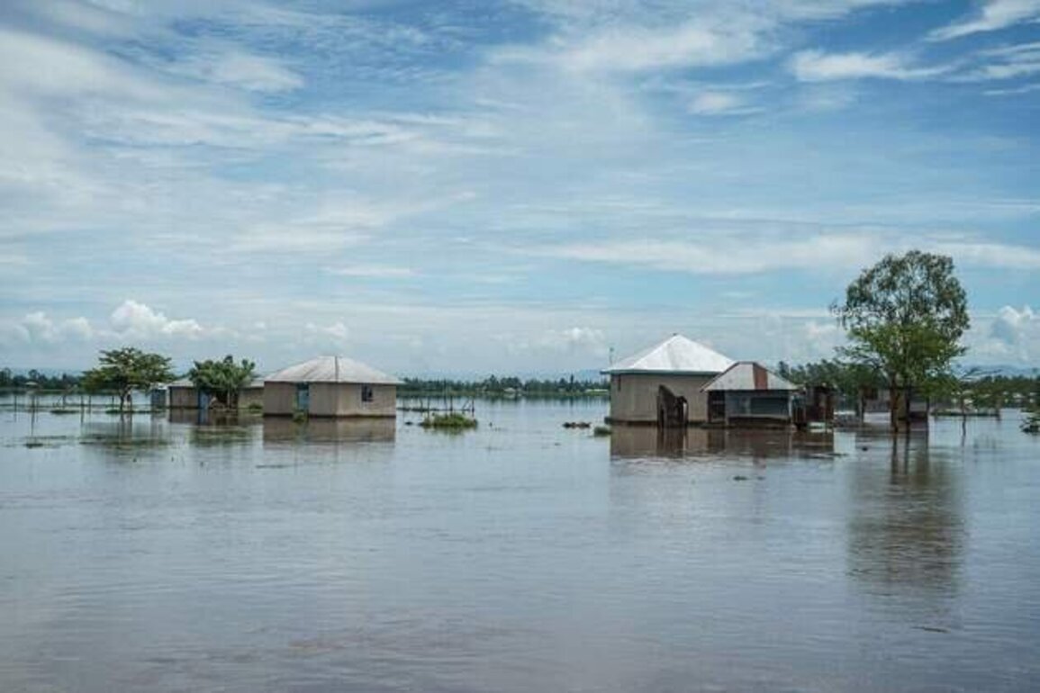 Death toll from floods hits 110 in Kenya