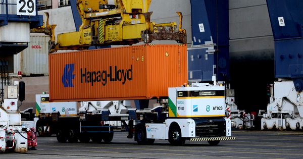 BRITAIN-FELIXSTONE-CHINESE DRIVERLESS TRUCKS-ARRIVAL