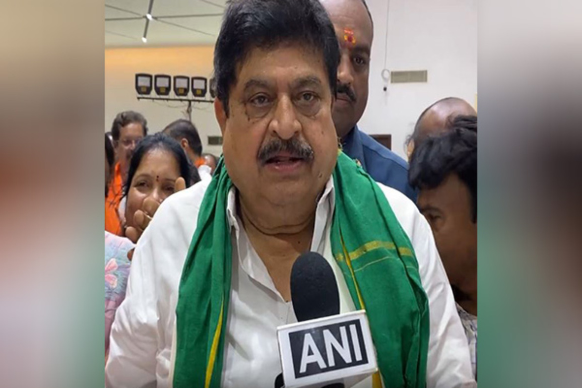 This is Rahul Gandhi's "brain chori": Telangana BJP chief slams Congress leader over 'Vote theft' allegations