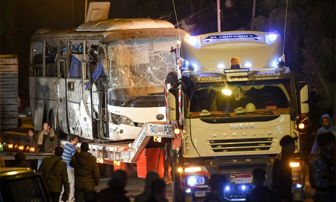 Egypt kills 40 'terrorists' in crackdown after Giza attack Egypt kills 40 'terrorists' in crackdown after Giza attack