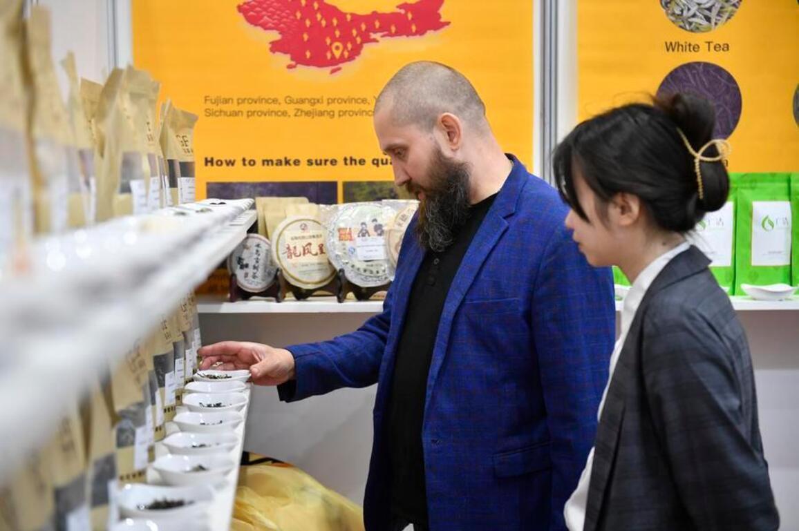 Feature: Chinese tea culture takes root in Moscow