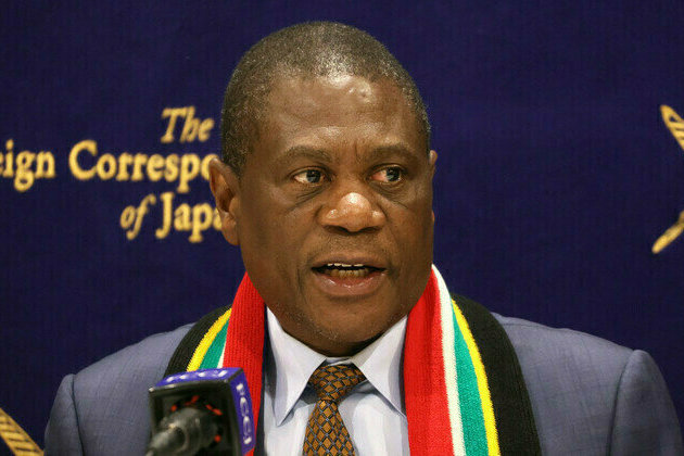 South Africa urges white farmers not to relocate to US