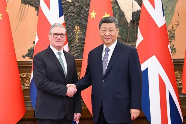 Update-Xinhua Headlines: China, Britain agree to develop long-term, consistent comprehensive strategic partnership in Xi-Starmer meeting