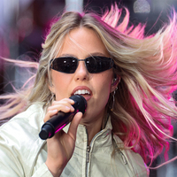 Renee Rapp postpones third tour date due to health issues