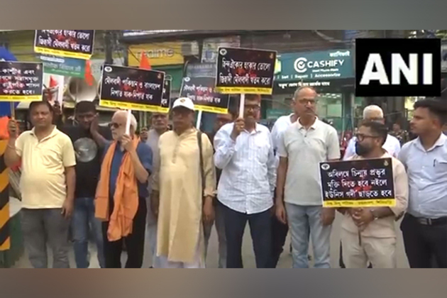 Pahalgam terror attack: Vishva Hindu Parishad holds protest in Siliguri