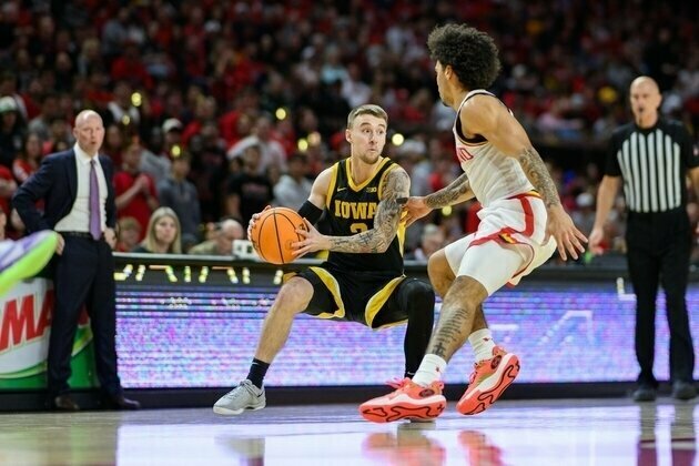 No. 25 Maryland storms away in second half, beats Iowa 101-75