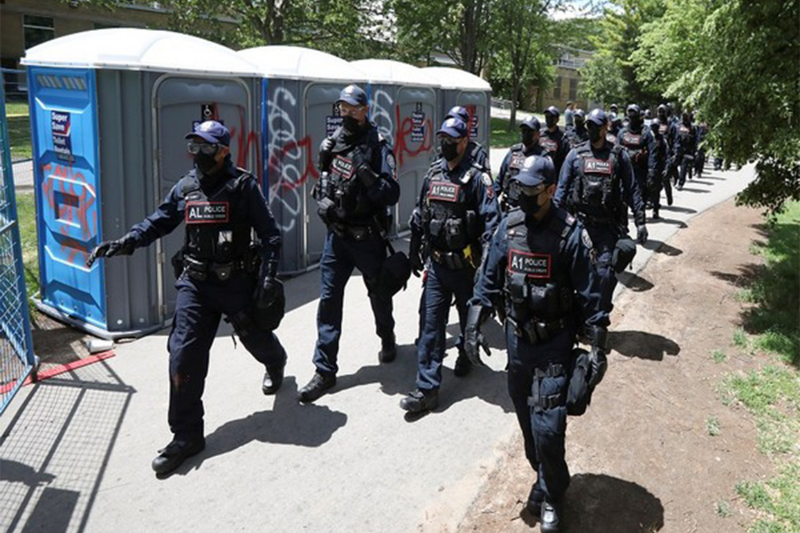 Toronto police arrest six at Christie Pits Park during pro and anti-immigration rival rallies