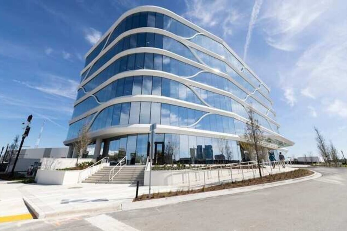 Jaguars Cut Ribbon on New Business Headquarters at One Tower Court