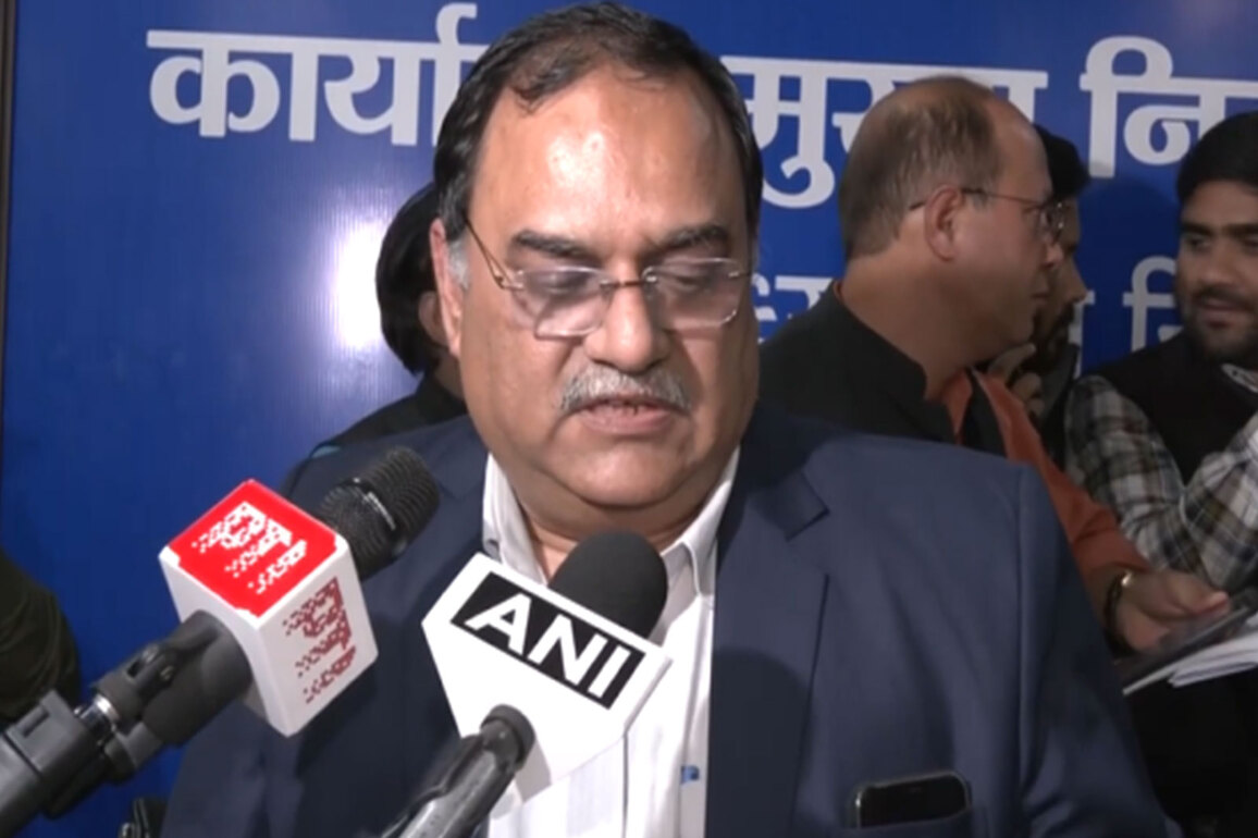 EC to call over 8.6 lakh unmapped voters for document verification in Madhya Pradesh