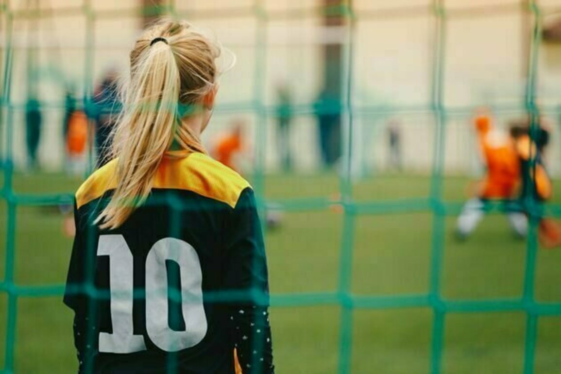 How to tackle the 'gender play gap': 4 ways to encourage young women back into sport