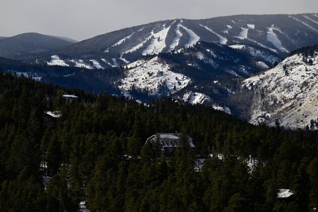 Person taken to hospital from Eldora Mountain Ski Resort for injury, arterial bleeding
