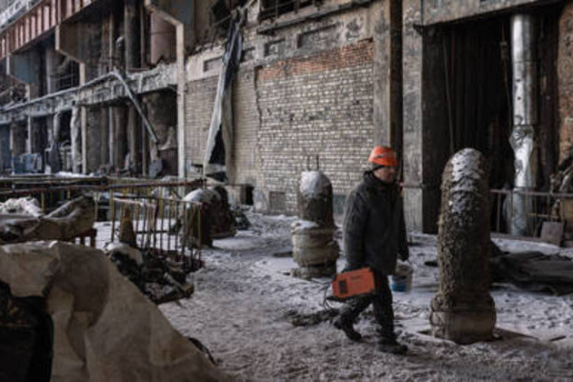 Why is Russia targeting Ukraine's energy grid?