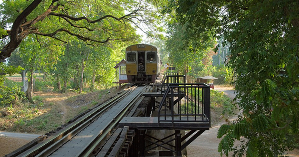 Thailand reservoir levels drop to reveal WWII ‘Death Railway’ station