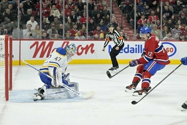 Nick Suzuki logs four points as Habs edge Sabres in OT