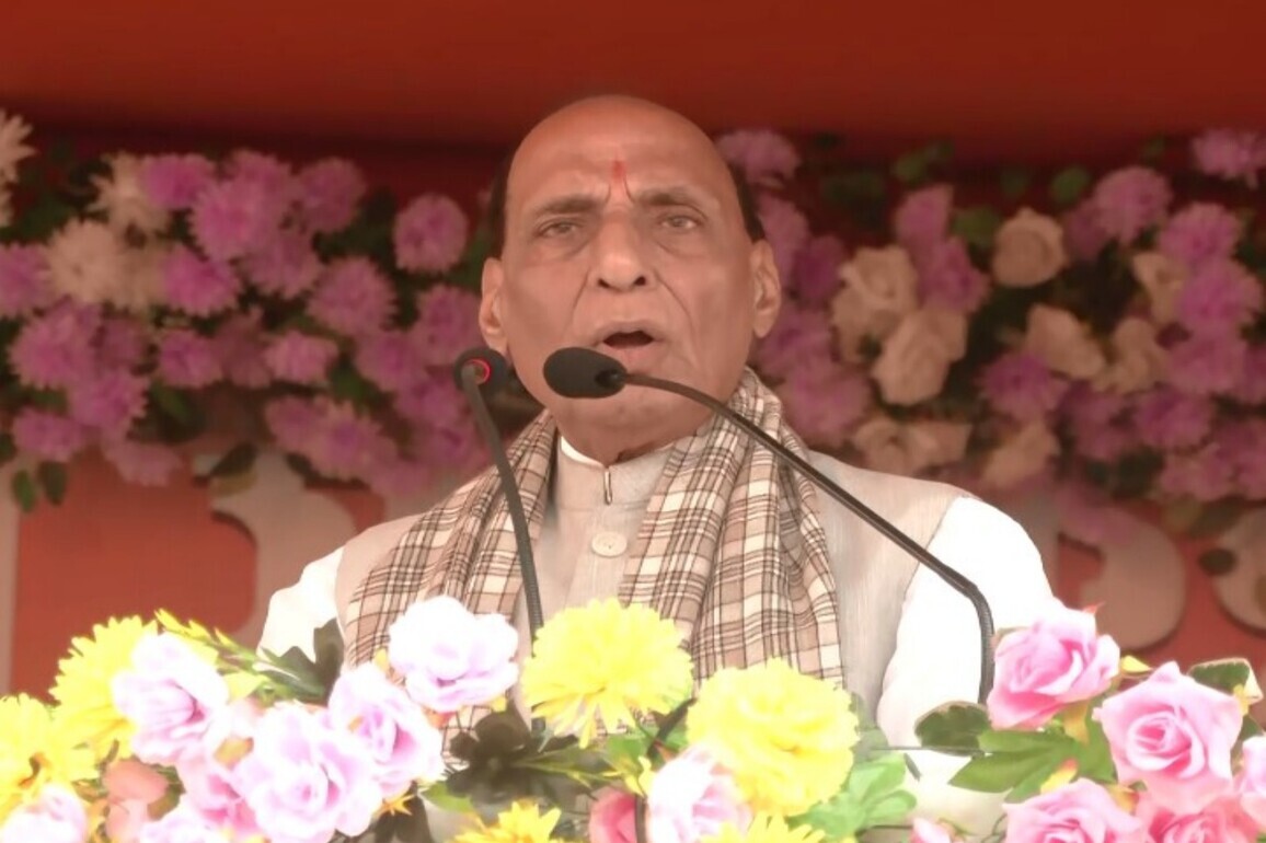 "Oppression, betrayal": Rajnath Singh slams Mamata Banerjee in Barrackpore