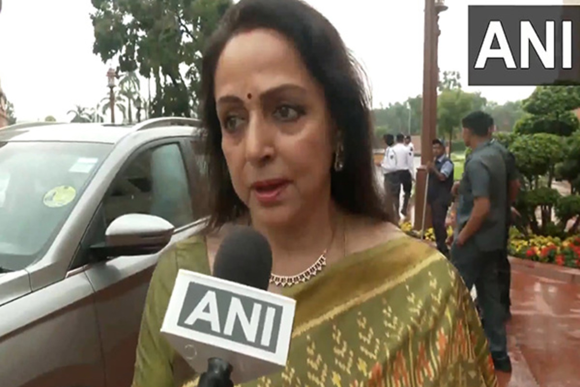 "They are not letting Parliament function": BJP MP Hema Malini on opposition's protest