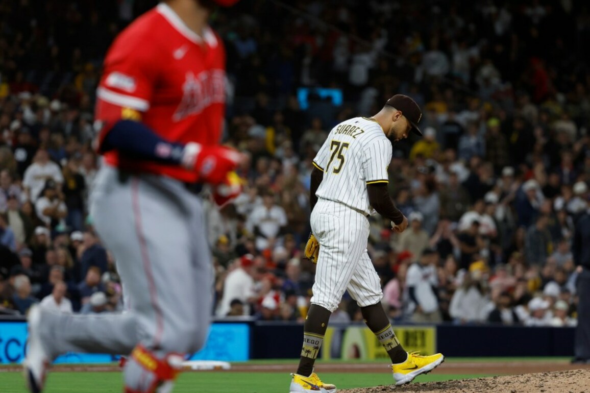 Photos- Angels slam San Diego in ninth  San Diego Union-Tribune