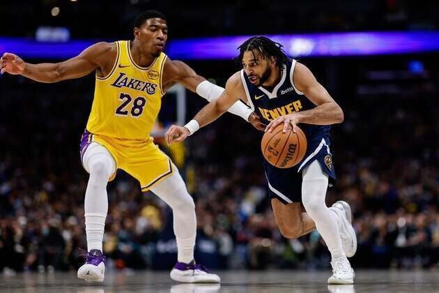 Lakers use strong 2nd half to surge past Nuggets