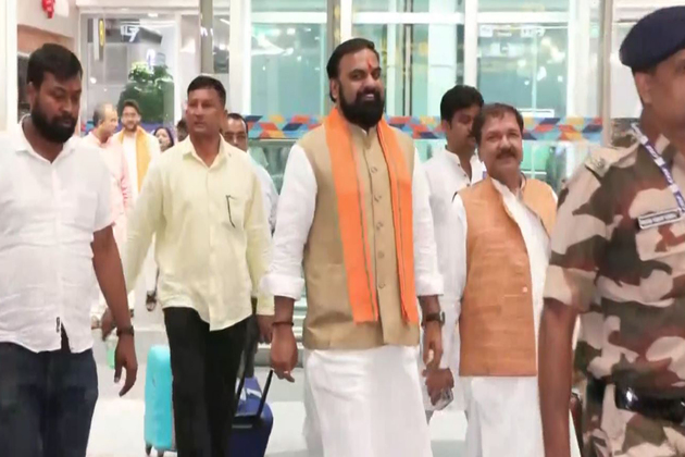 BJP leaders arrive in Delhi ahead of core committee meet on Bihar polls