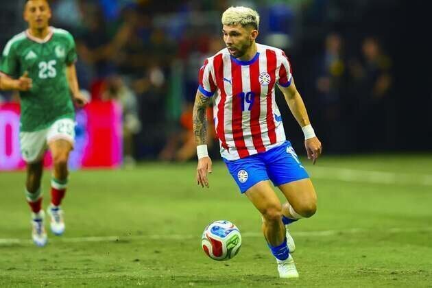 Paraguay's Julio Enciso injured before WC opener vs. U.S.