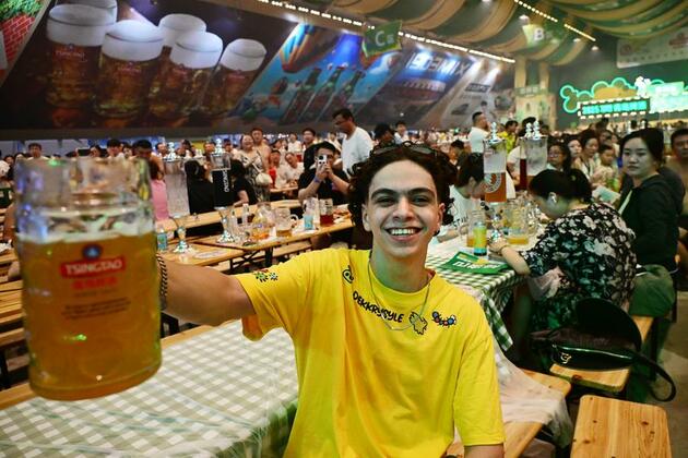 Brewing friendship: beer culture connects China's Qingdao with world