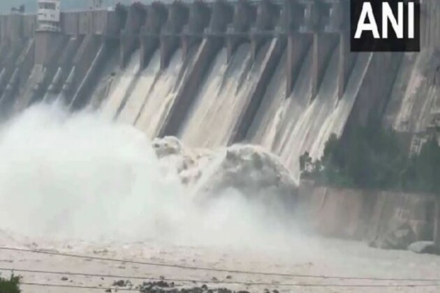 J-K: Salal dam gates opened amid rising Chenab water levels after heavy rainfall